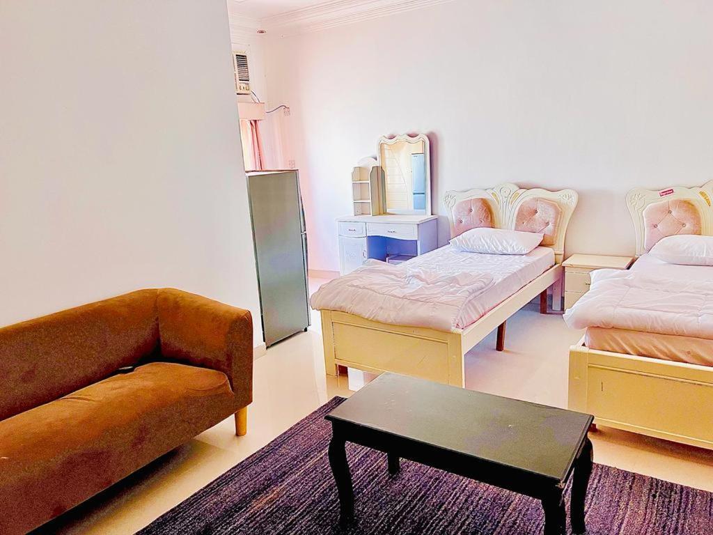 Al Tharya Furnished Apartments Awqad Bayt Fadil Экстерьер фото